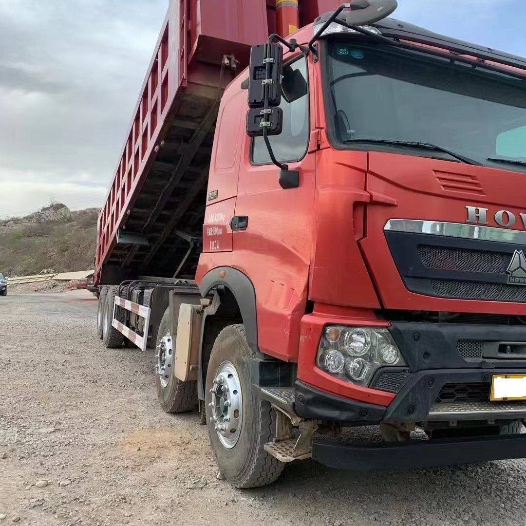 Како половни камион ХОВО испуњава захтеве тржишта транспорта за тешке услове?